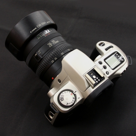 チャンプカメラ トピック [EOS 500N From：チャンプカメラ 青葉台店