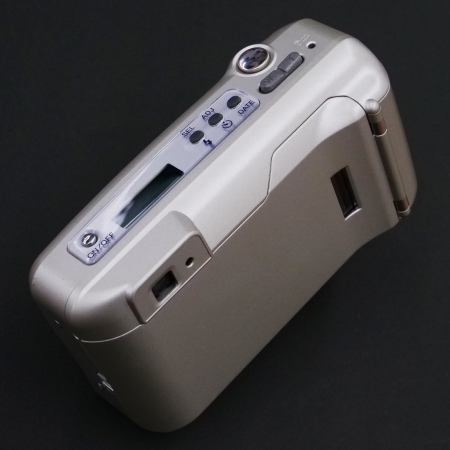 チャンプカメラ トピック [MINOLTA 110ZOOM DATE From：チャンプカメラ