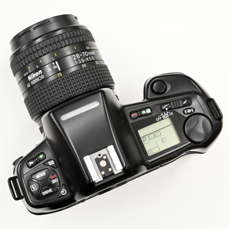 Nikon ニコン F90 フィルムカメラレンズ付き　動作OK チャンプカメラ トピック [Nikon F90 From：チャンプカメラ 港北ニュー