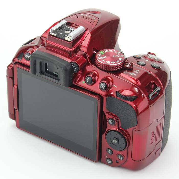 チャンプカメラ | ニコン(NIKON) D5300 レッド | デジタルカメラ,中古